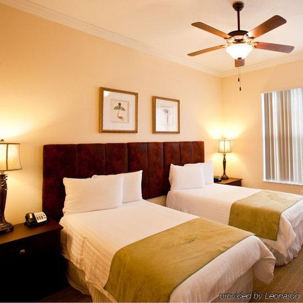 Emerald Greens Condo Resort Tampa Szoba fotó