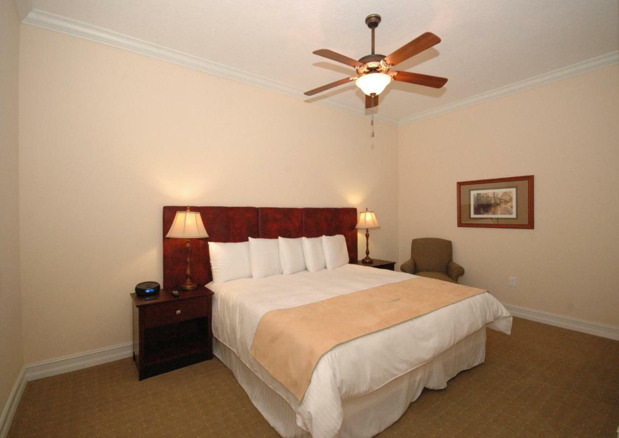 Emerald Greens Condo Resort Tampa Kültér fotó